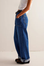 Load image into Gallery viewer, Washed Wide Leg Jeans with Pockets