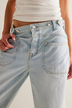 Load image into Gallery viewer, Washed Wide Leg Jeans with Pockets