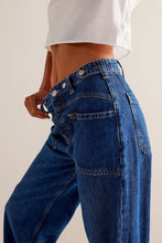 Load image into Gallery viewer, Washed Wide Leg Jeans with Pockets